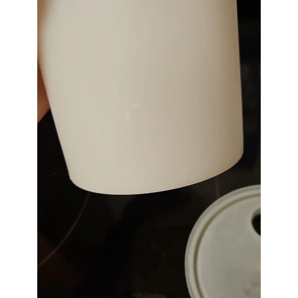 Vintage Tupperware 261 Sheer Handolier Pitcher Sheer Flip Top Seal 563